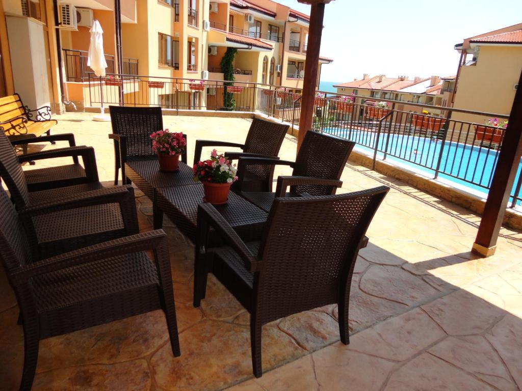 Paradise Dreams Apartcomplex Sveti Vlas Luaran gambar