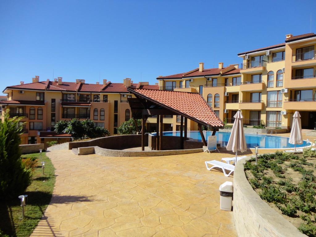 Paradise Dreams Apartcomplex Sveti Vlas Luaran gambar